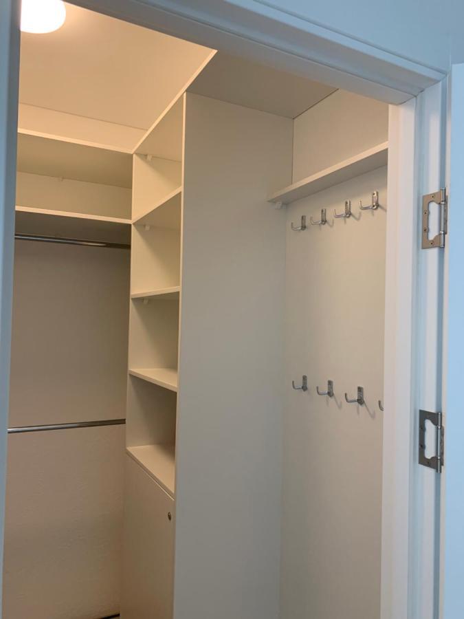 New 3 Rooms Apartment Near The Metro Station Kiev Eksteriør billede