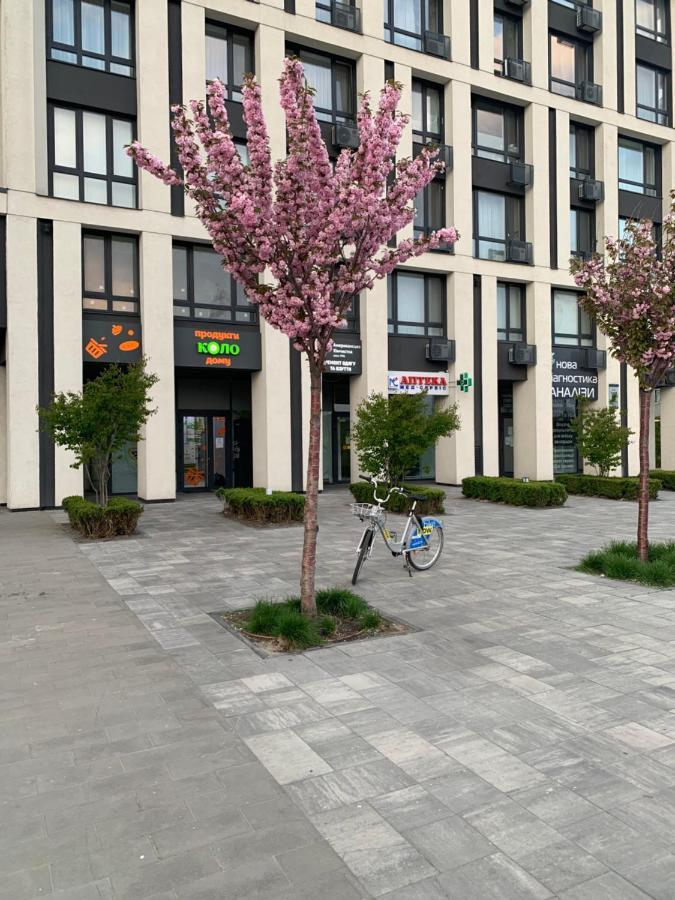 New 3 Rooms Apartment Near The Metro Station Kiev Eksteriør billede
